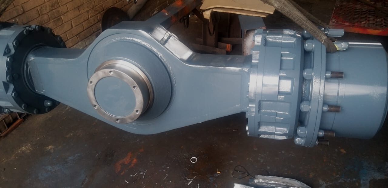 Completed axle assembly for underground LHD