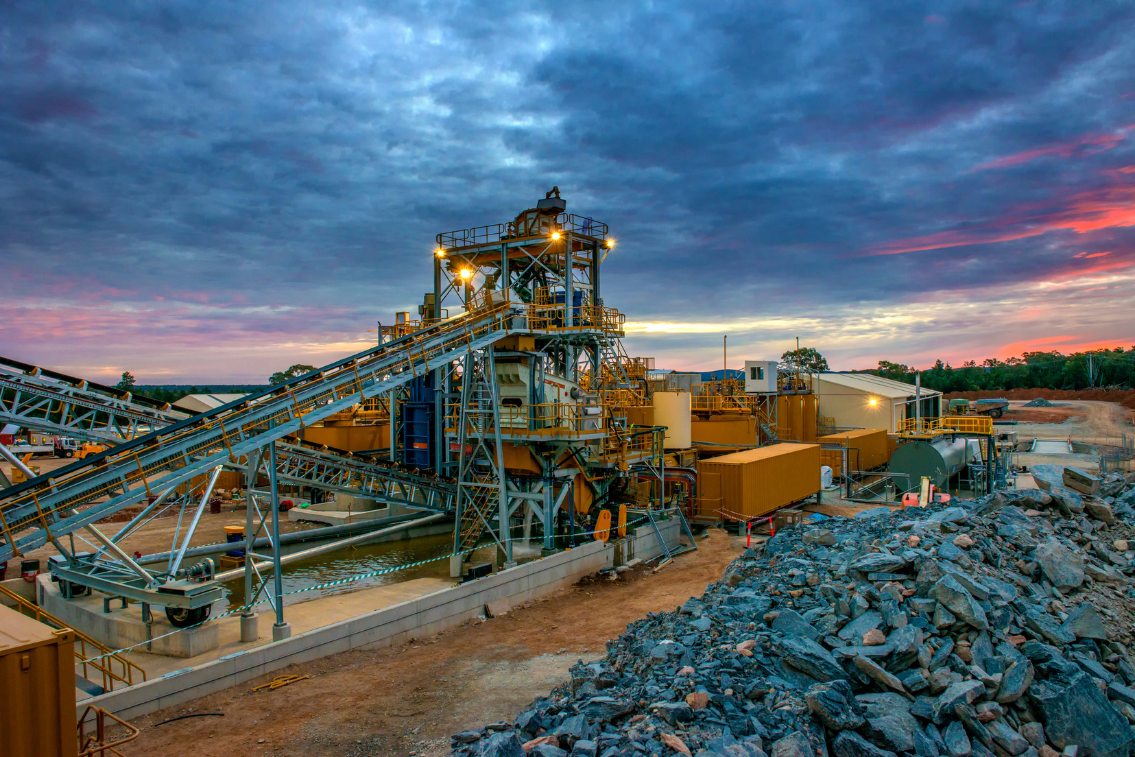Mining plant operations - heavy equipment drive train specialists South Africa